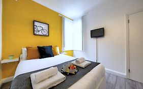 Melrose Apartment